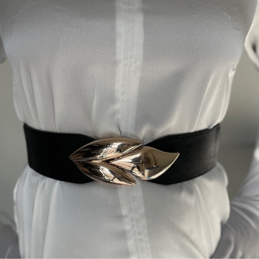 Elegant Black Belt with Gold Leaf Buckle
